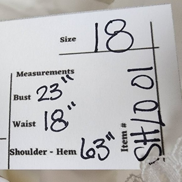 Rebecca Ingram White Lace Beaded Bodice Tulle Wedding Gown Size 18 - Picture 16 of 16